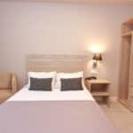 cama individual habitación hotel villa de Verín Ourense Galicia