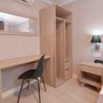 Escritorio habitación individual hotel villa de Verín Ourense Galicia